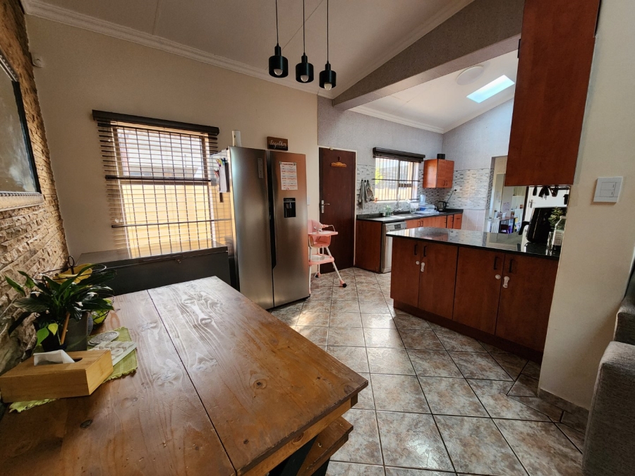 3 Bedroom Property for Sale in Annlin Gauteng