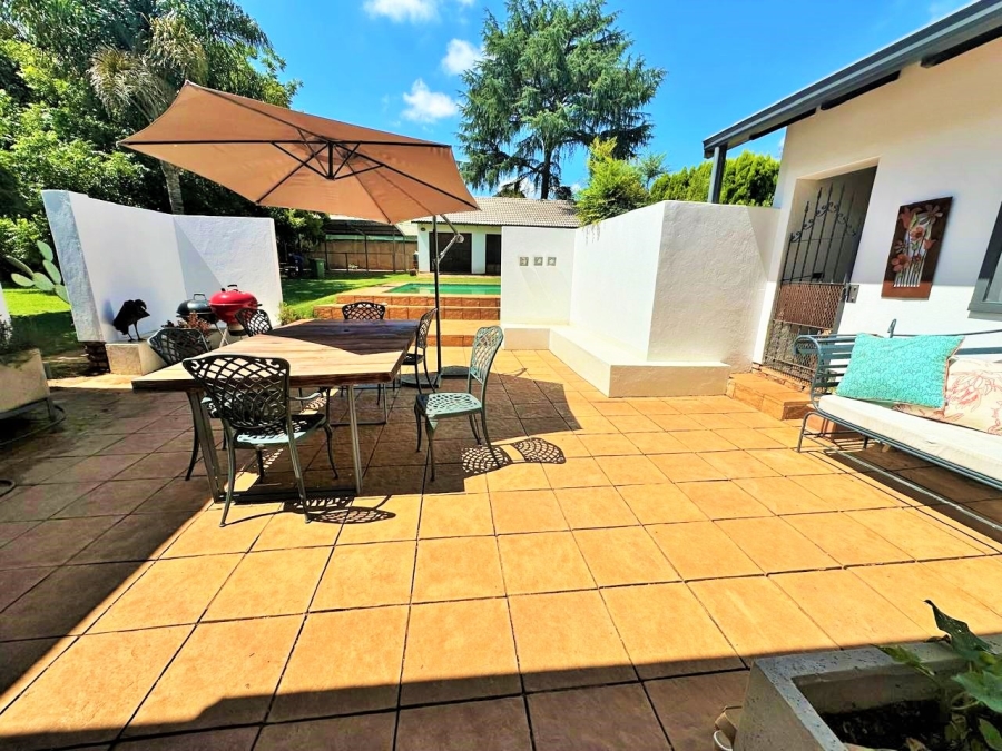 3 Bedroom Property for Sale in Eldoraigne Gauteng