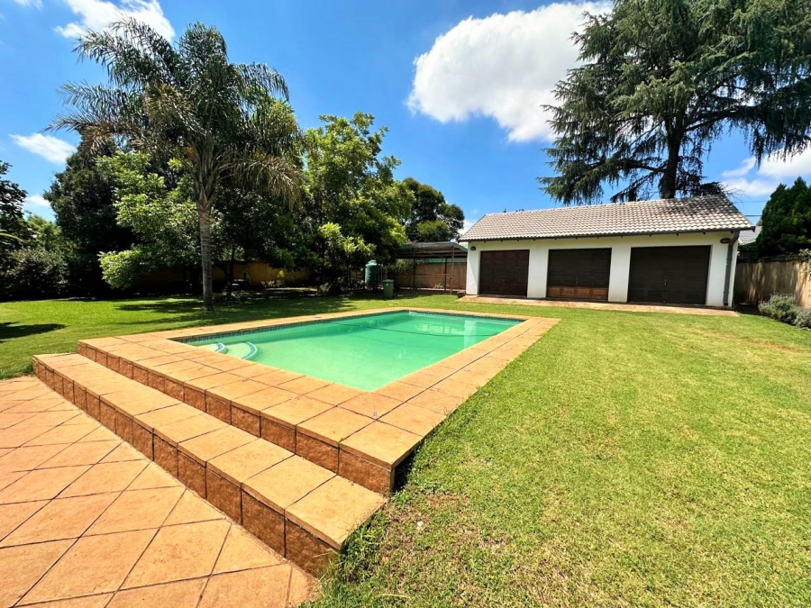 3 Bedroom Property for Sale in Eldoraigne Gauteng