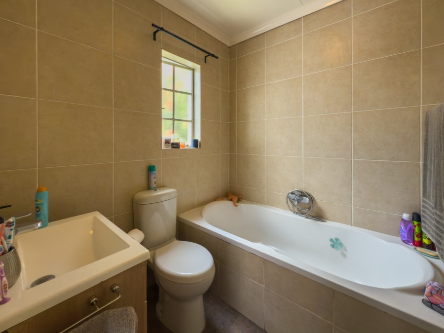 3 Bedroom Property for Sale in Eden Glen Gauteng