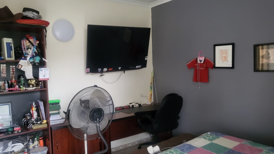 5 Bedroom Property for Sale in Bedfordview Gauteng