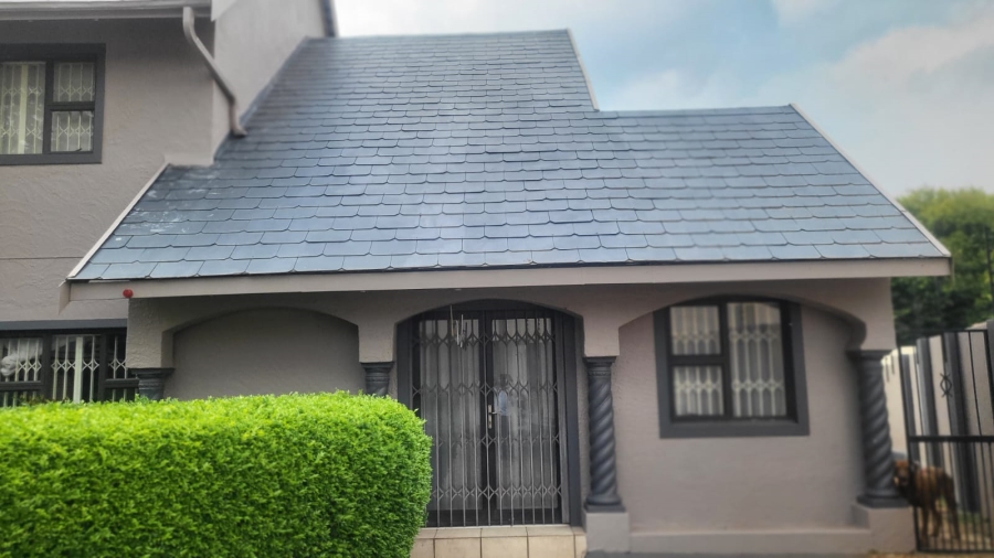 5 Bedroom Property for Sale in Bedfordview Gauteng