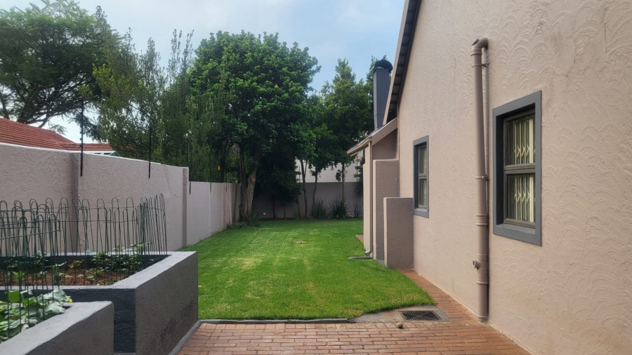 5 Bedroom Property for Sale in Bedfordview Gauteng