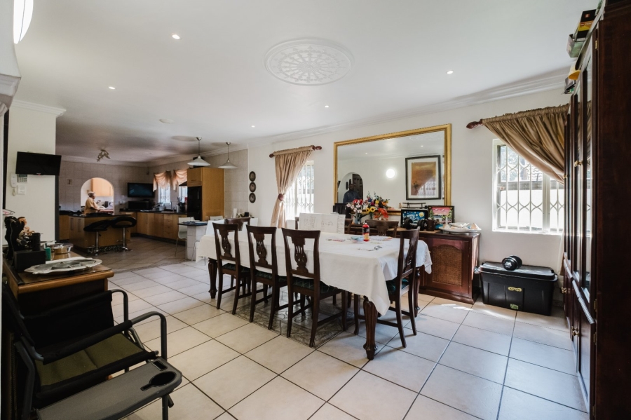 5 Bedroom Property for Sale in Bedfordview Gauteng
