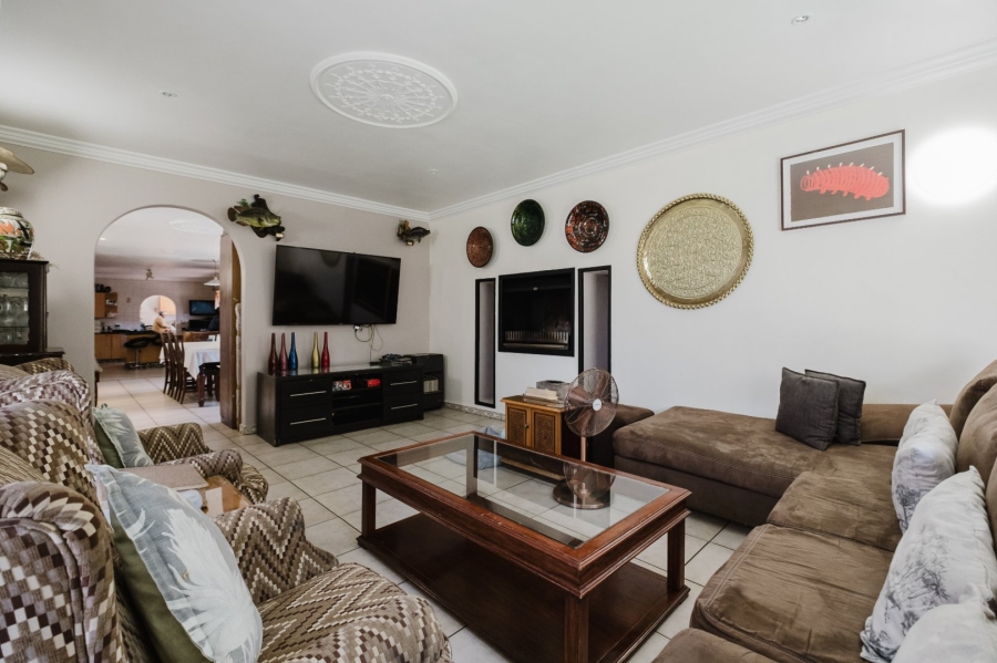 5 Bedroom Property for Sale in Bedfordview Gauteng