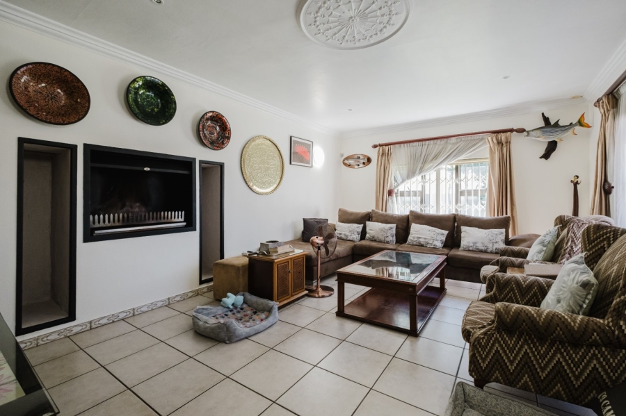 5 Bedroom Property for Sale in Bedfordview Gauteng