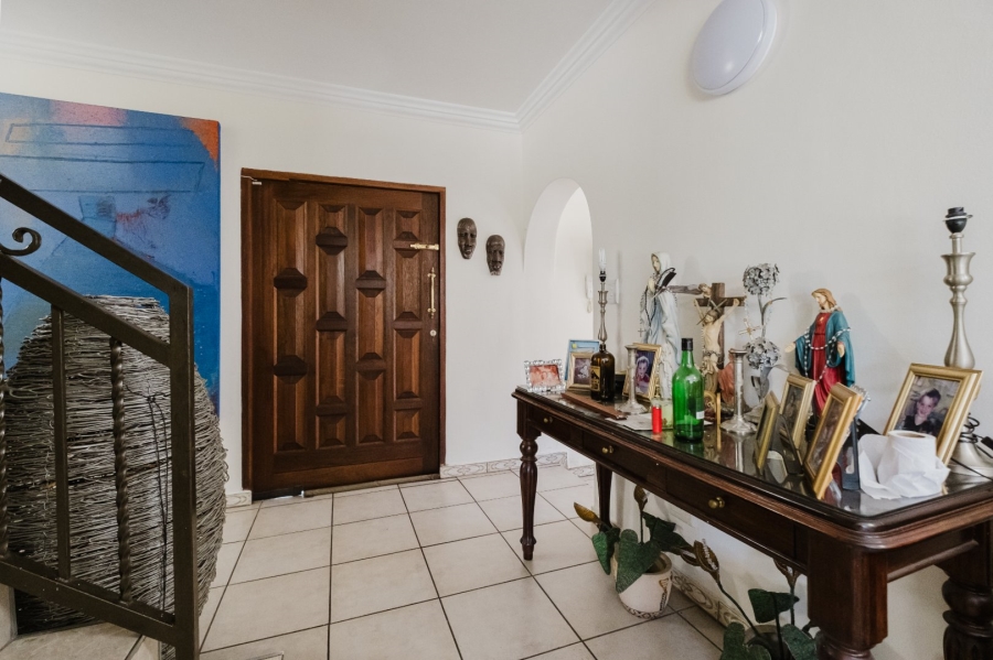 5 Bedroom Property for Sale in Bedfordview Gauteng