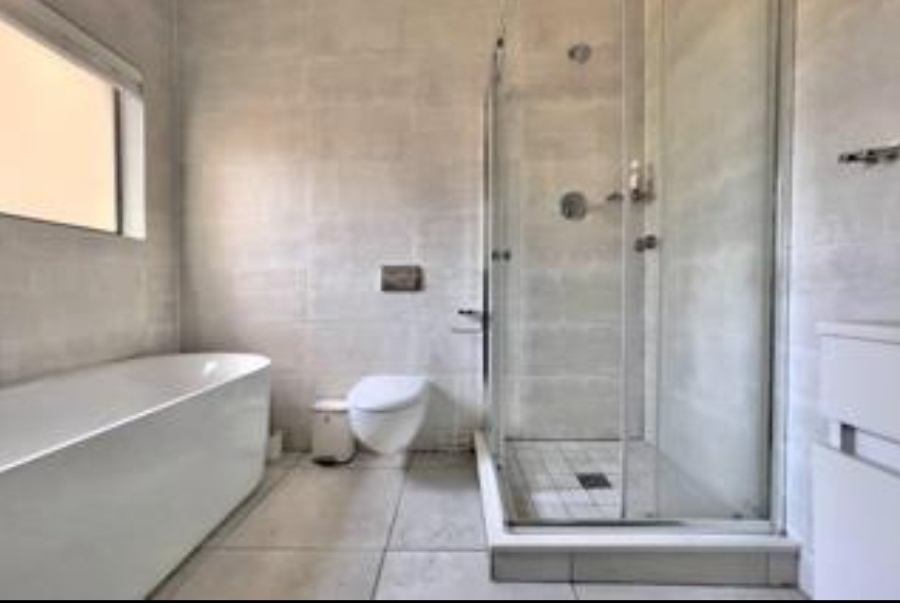 3 Bedroom Property for Sale in Waterfall Gauteng