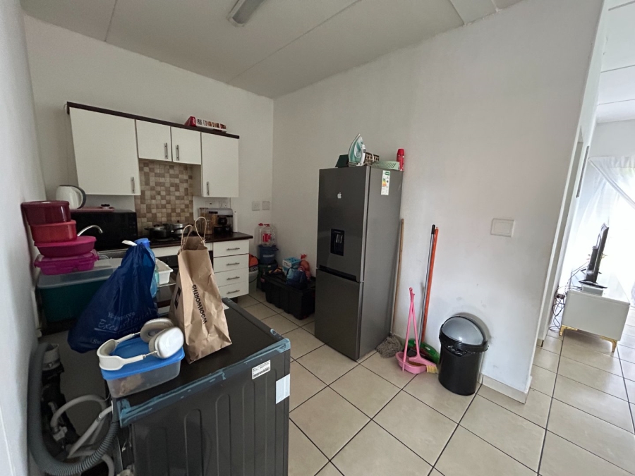 2 Bedroom Property for Sale in Grand Central Gauteng