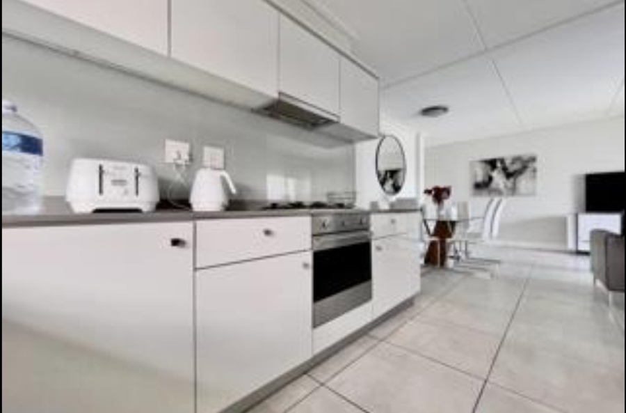 2 Bedroom Property for Sale in Waterfall Gauteng