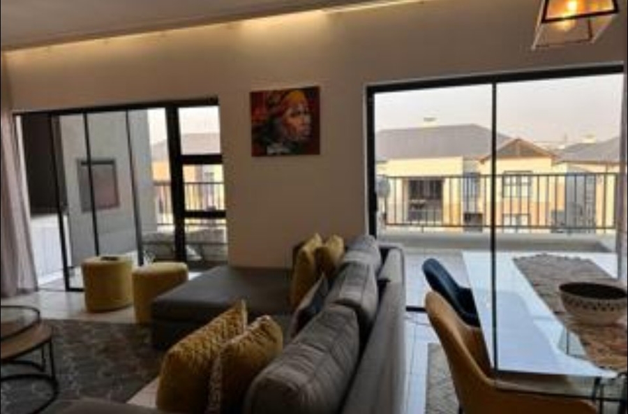 2 Bedroom Property for Sale in Waterfall Gauteng