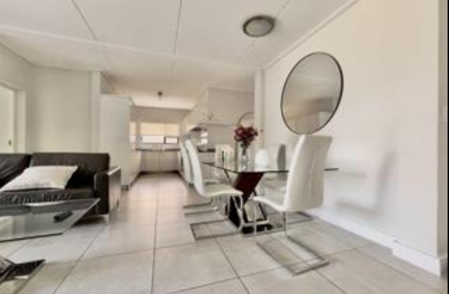 2 Bedroom Property for Sale in Waterfall Gauteng