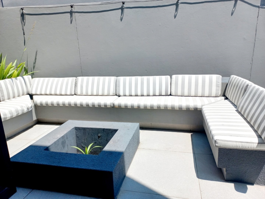  Bedroom Property for Sale in Morningside Manor Gauteng