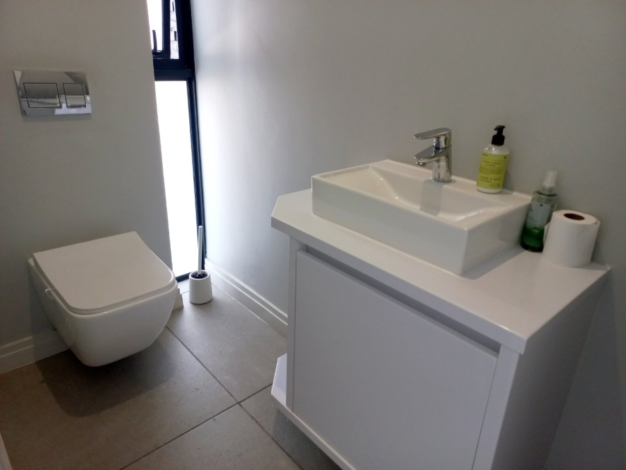  Bedroom Property for Sale in Morningside Manor Gauteng