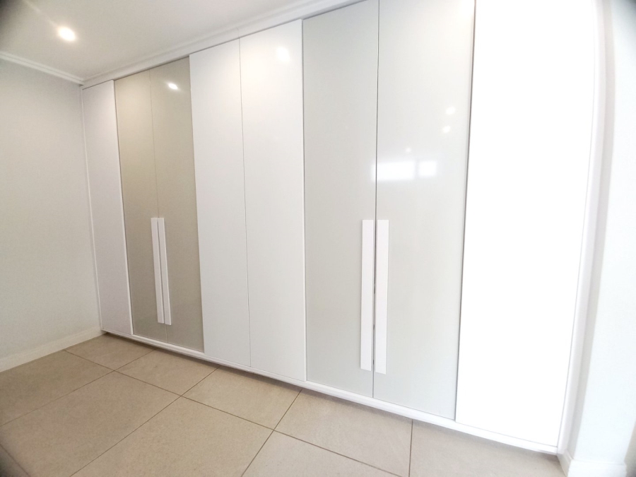  Bedroom Property for Sale in Morningside Manor Gauteng