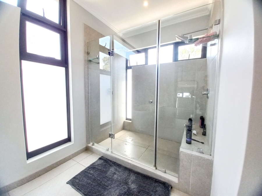  Bedroom Property for Sale in Morningside Manor Gauteng