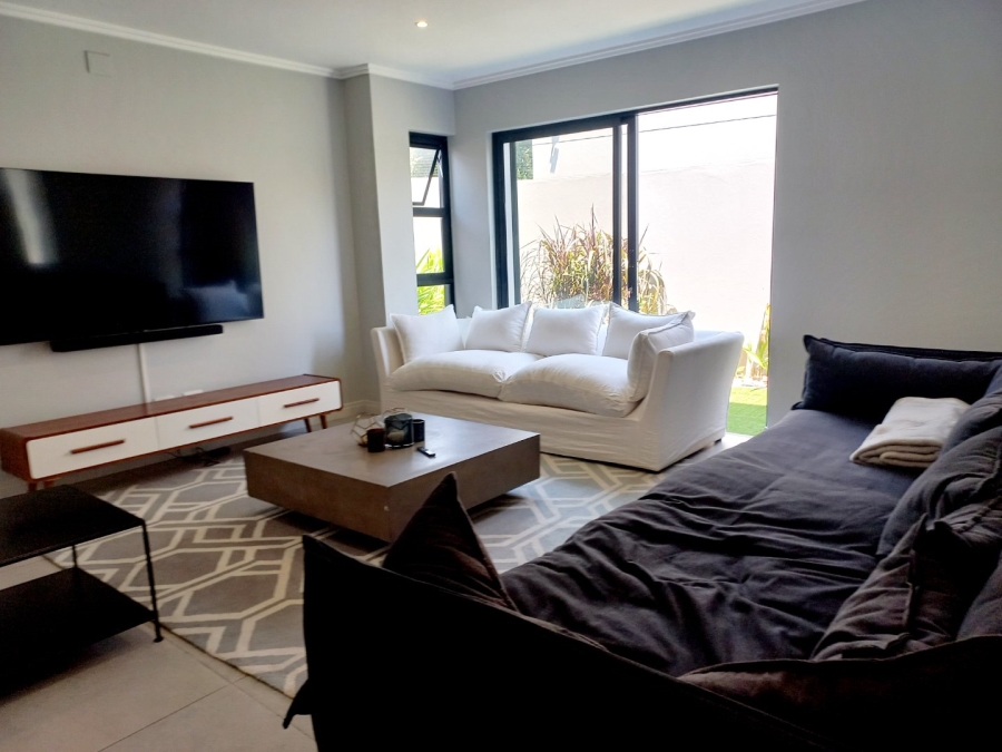  Bedroom Property for Sale in Morningside Manor Gauteng