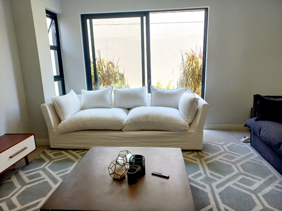  Bedroom Property for Sale in Morningside Manor Gauteng