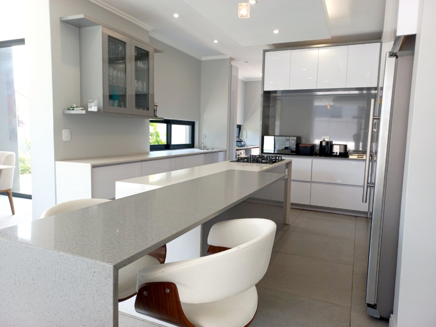  Bedroom Property for Sale in Morningside Manor Gauteng