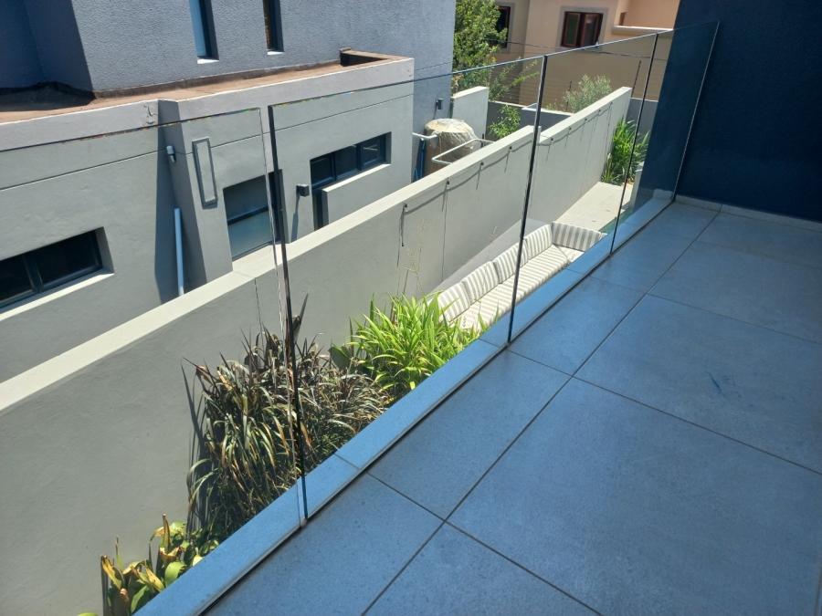  Bedroom Property for Sale in Morningside Manor Gauteng