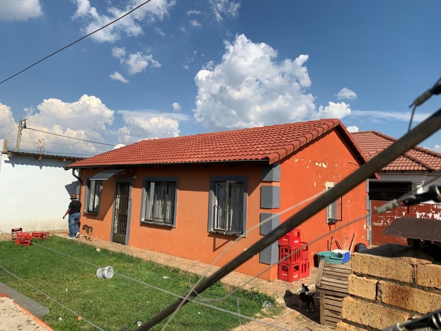 3 Bedroom Property for Sale in Windmill Park Gauteng
