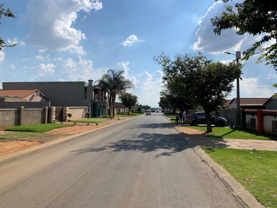 3 Bedroom Property for Sale in Windmill Park Gauteng