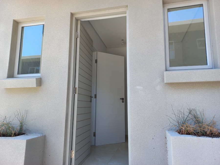  Bedroom Property for Sale in Morningside Manor Gauteng