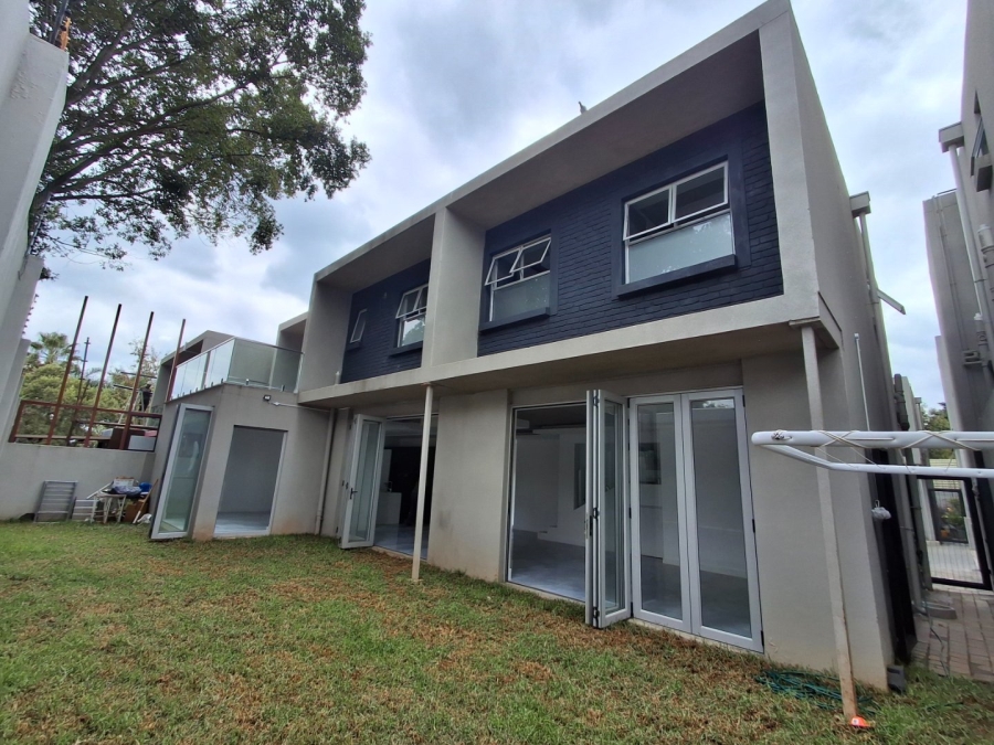 4 Bedroom Property for Sale in Morningside Manor Gauteng
