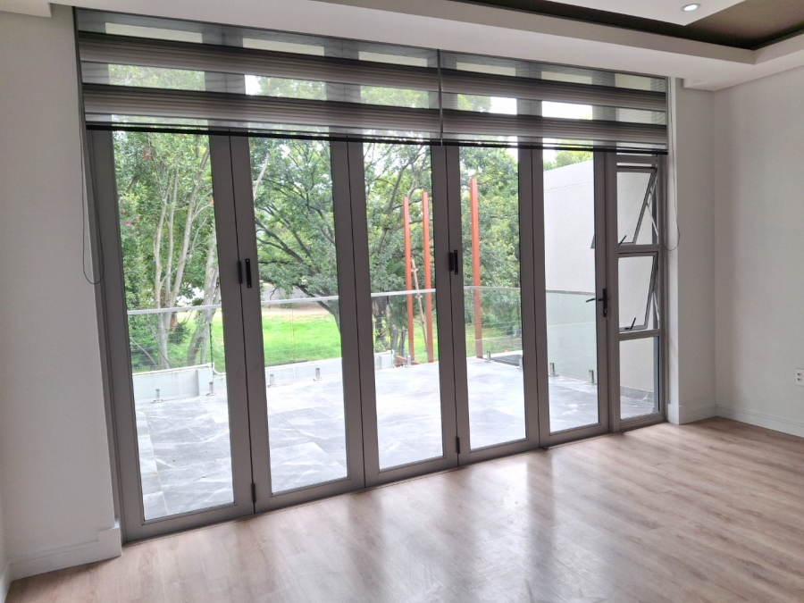 4 Bedroom Property for Sale in Morningside Manor Gauteng