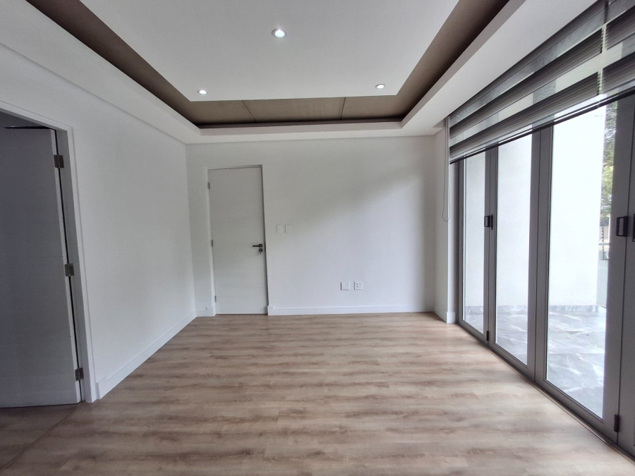 4 Bedroom Property for Sale in Morningside Manor Gauteng