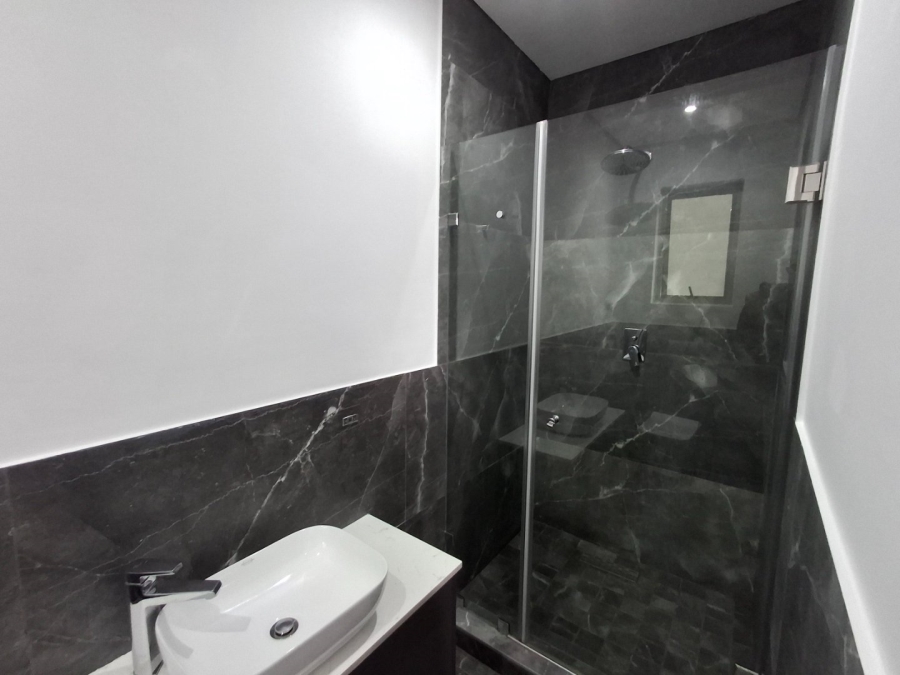 4 Bedroom Property for Sale in Morningside Manor Gauteng