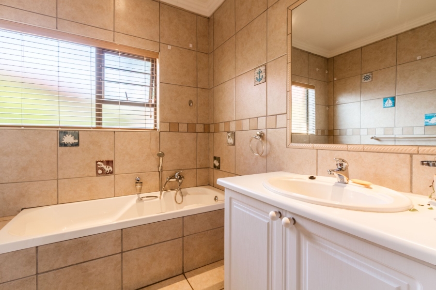 3 Bedroom Property for Sale in Equestria Gauteng