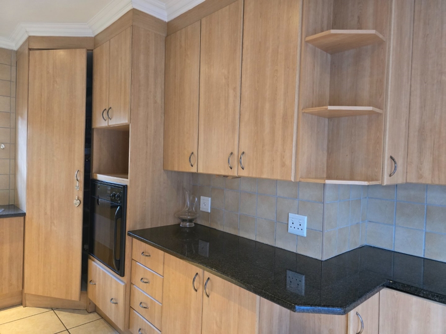 3 Bedroom Property for Sale in Equestria Gauteng