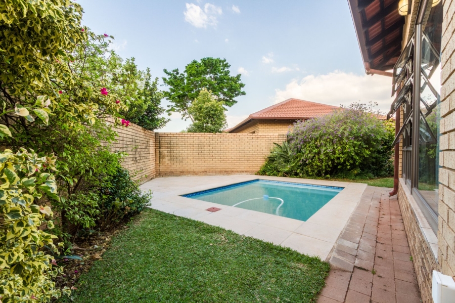 3 Bedroom Property for Sale in Equestria Gauteng