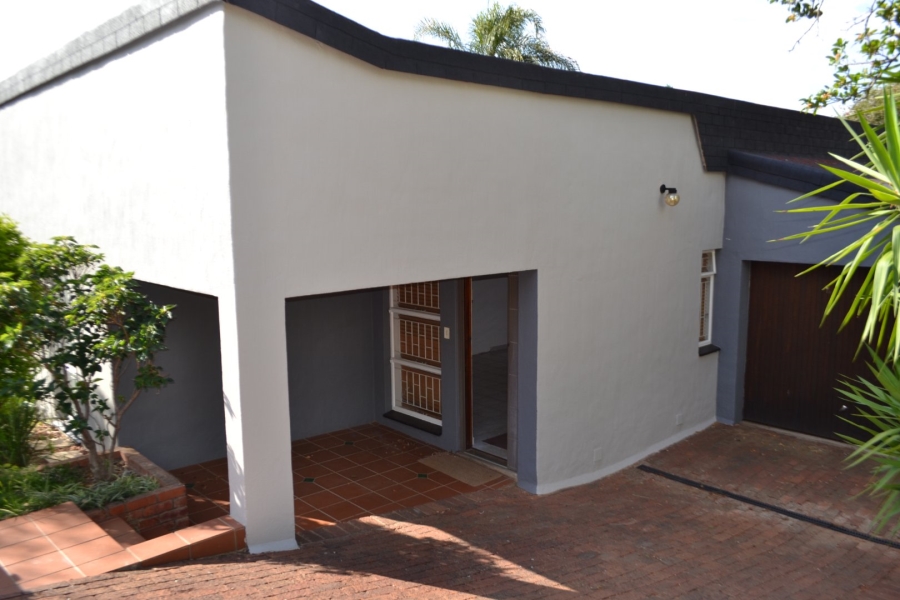 To Let 3 Bedroom Property for Rent in Moreleta Park Gauteng
