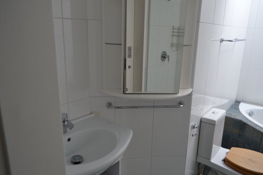 To Let 3 Bedroom Property for Rent in Moreleta Park Gauteng