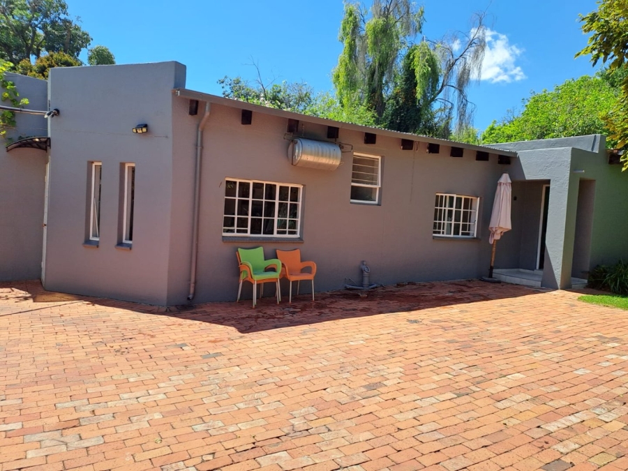To Let 1 Bedroom Property for Rent in Norwood Gauteng