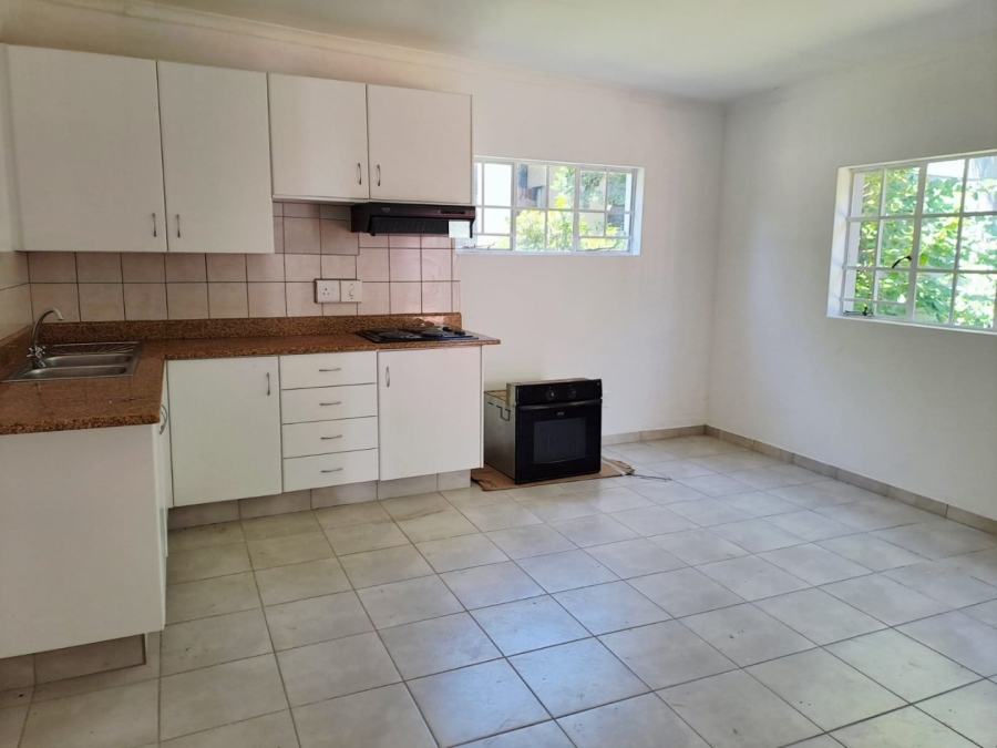 To Let 1 Bedroom Property for Rent in Norwood Gauteng
