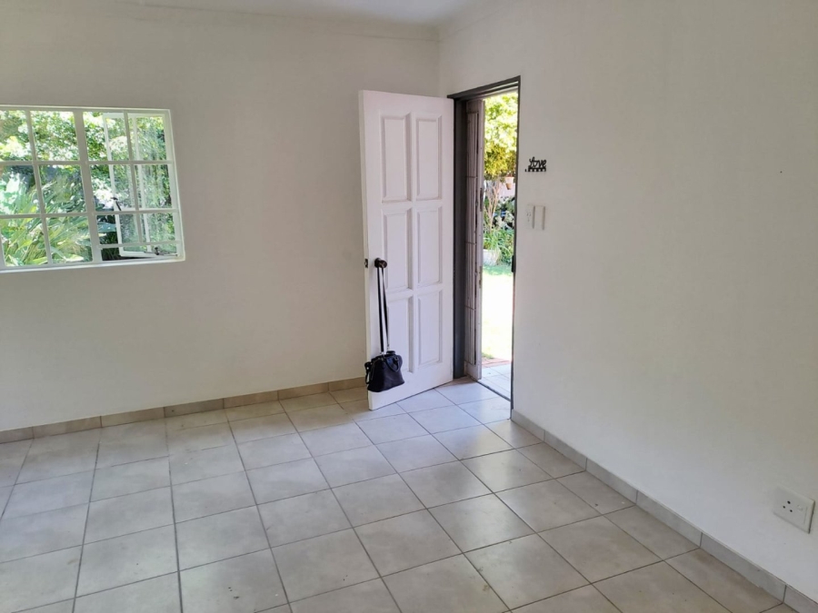 To Let 1 Bedroom Property for Rent in Norwood Gauteng