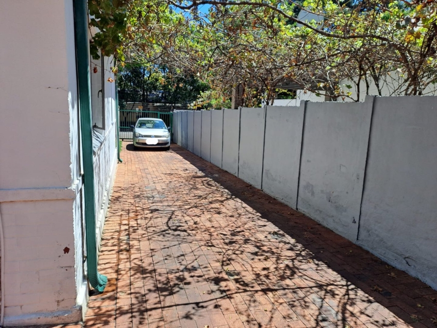 To Let 1 Bedroom Property for Rent in Norwood Gauteng