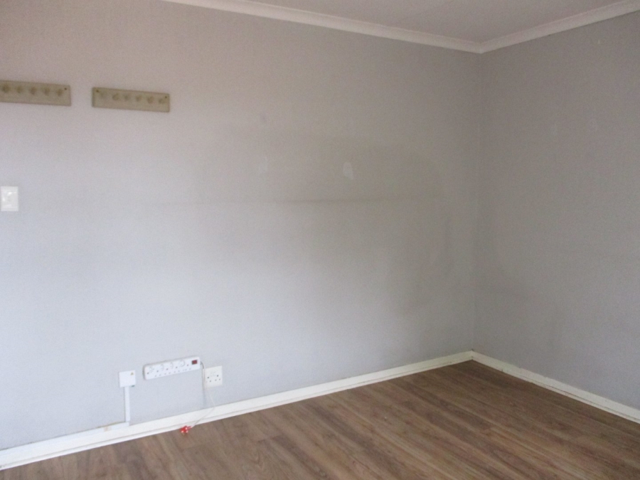 2 Bedroom Property for Sale in Montana Gauteng