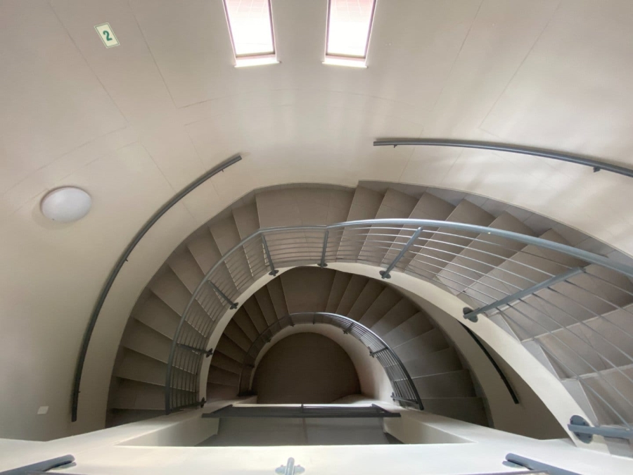  Bedroom Property for Sale in Vorna Valley Gauteng