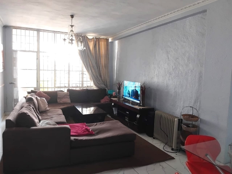 2 Bedroom Property for Sale in Bramley Park Gauteng