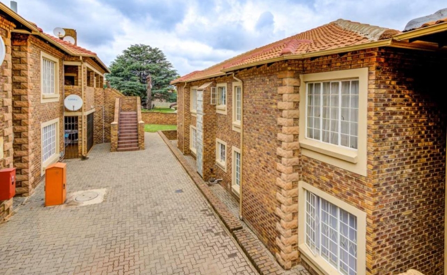 To Let 3 Bedroom Property for Rent in Terenure Gauteng