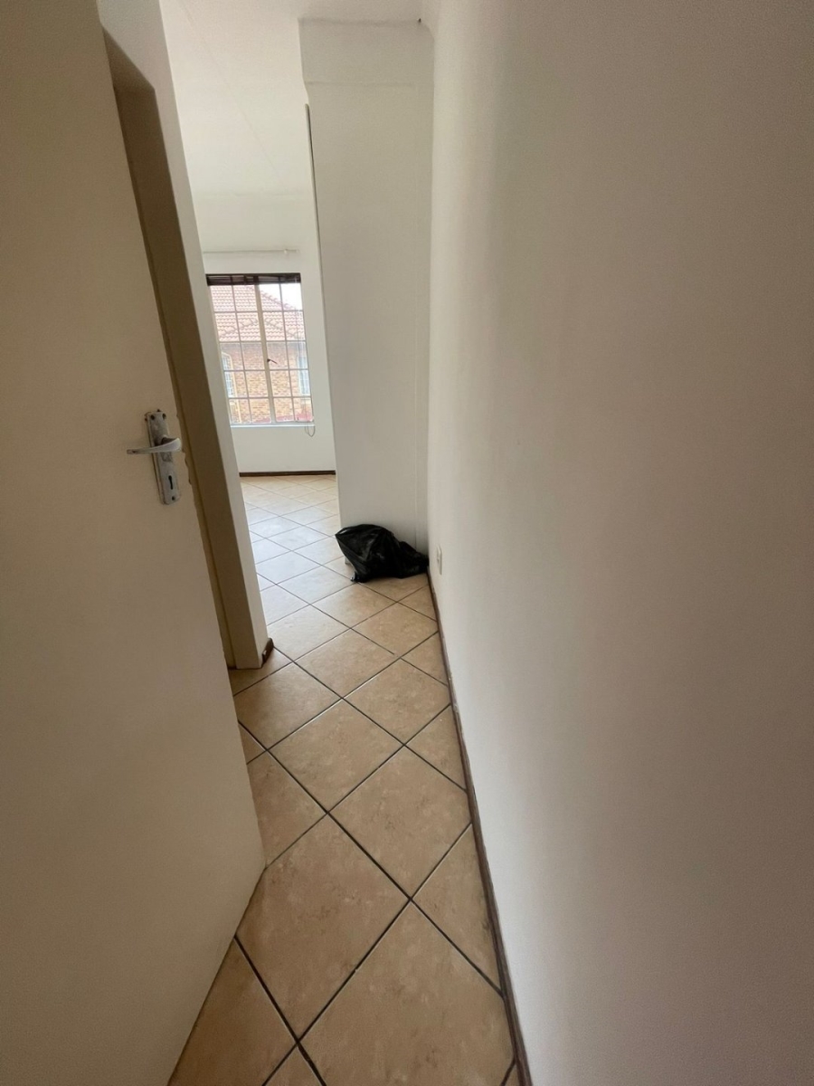 To Let 3 Bedroom Property for Rent in Terenure Gauteng