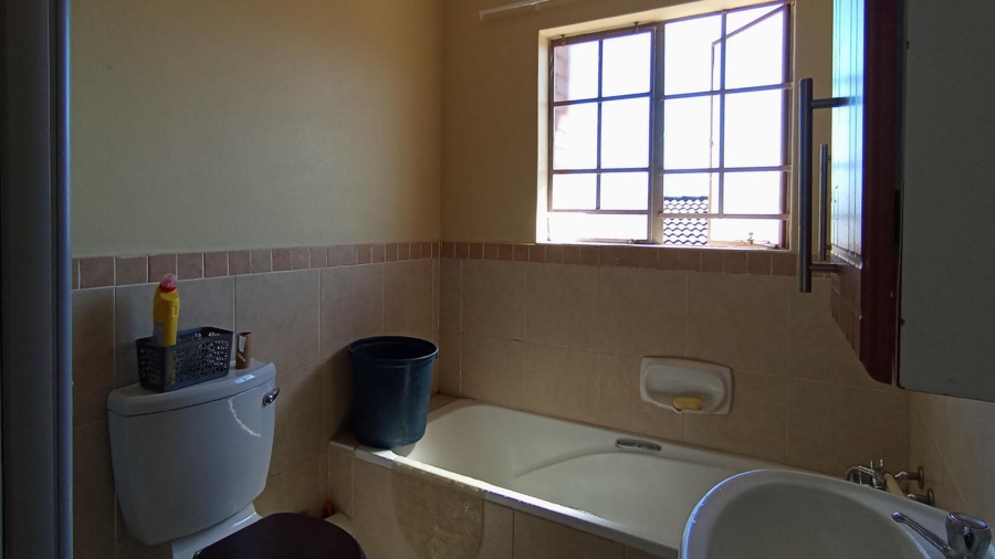 3 Bedroom Property for Sale in Equestria Gauteng