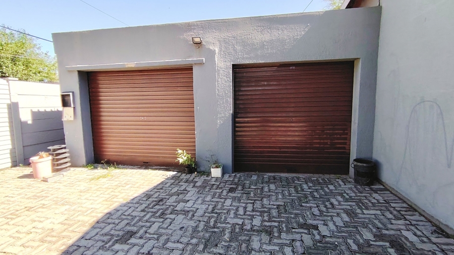 4 Bedroom Property for Sale in Vanderbijlpark SW 1 Gauteng