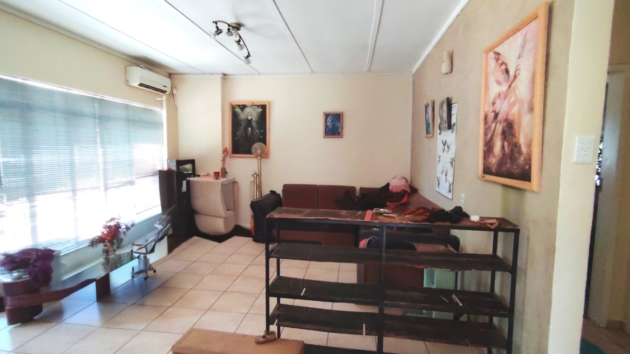 4 Bedroom Property for Sale in Vanderbijlpark SW 1 Gauteng