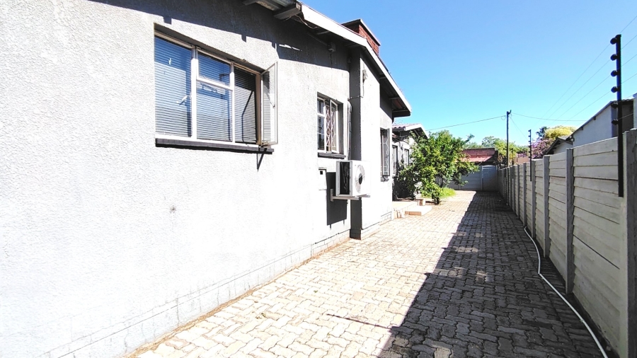 4 Bedroom Property for Sale in Vanderbijlpark SW 1 Gauteng