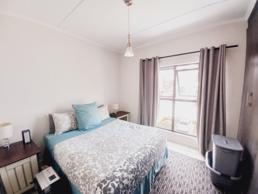 2 Bedroom Property for Sale in Greenstone Hill Gauteng